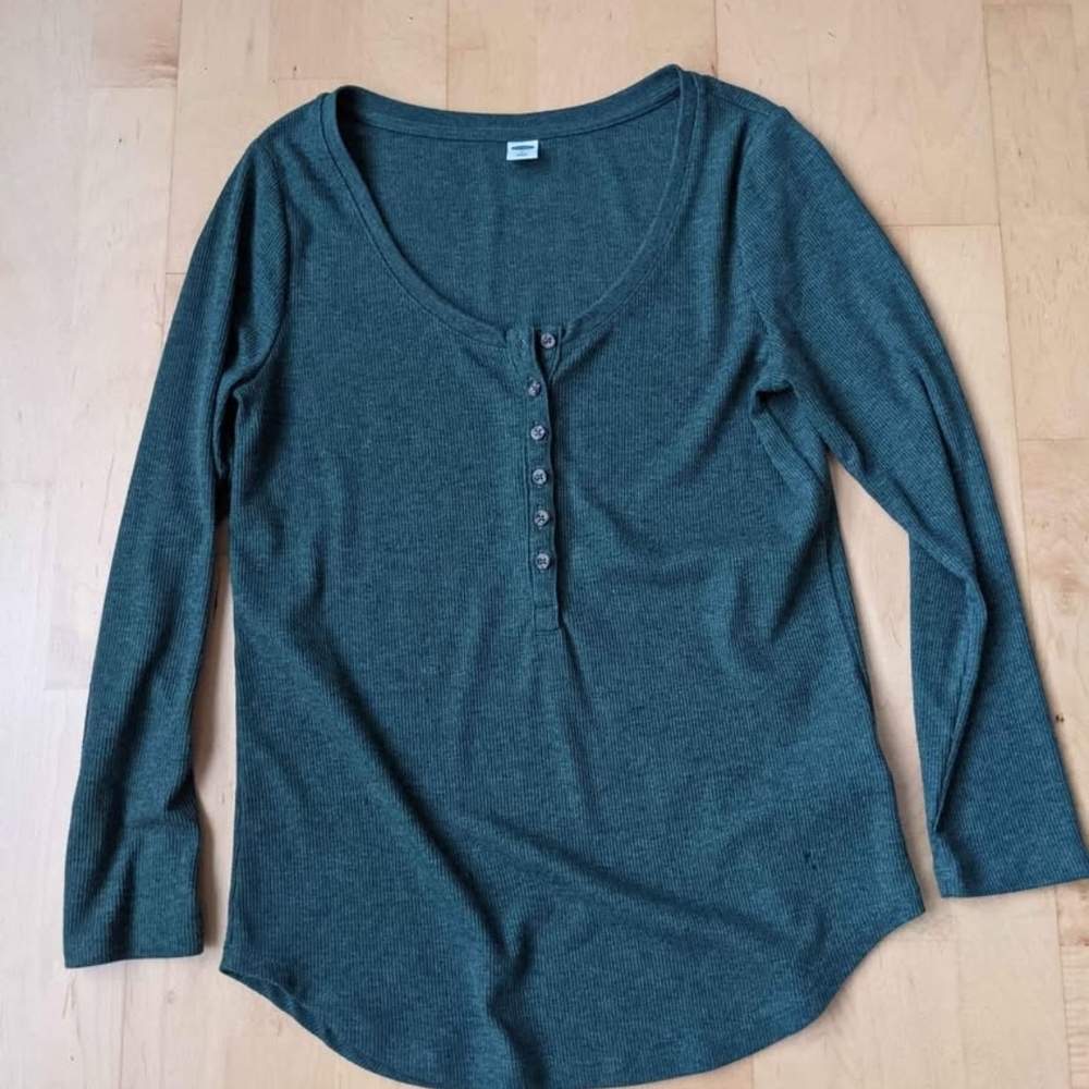 Old Navy Green Henley 3/4 Sleeve Tee